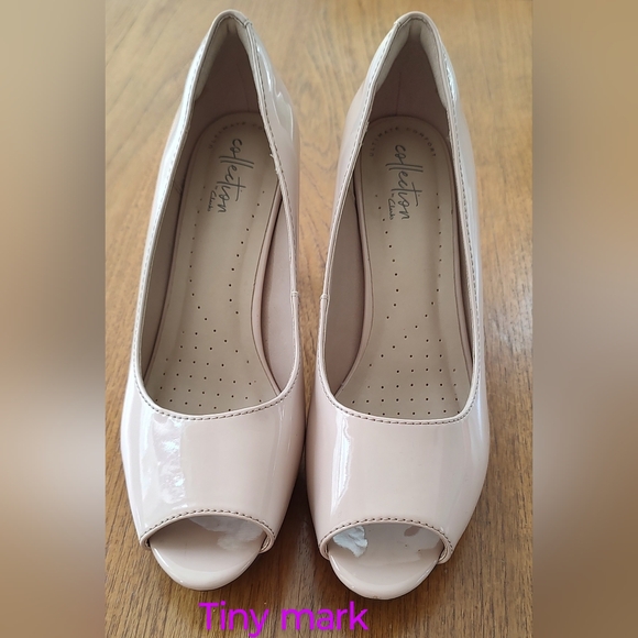 NWOB Clarks Peep toe heels - Picture 6 of 8